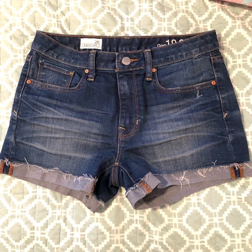 Gap Cutoff jean shorts